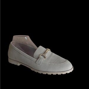 Kelly & Katie Bristol Loafers 11M Beige Slip On Work Casual Preppy Horsebit